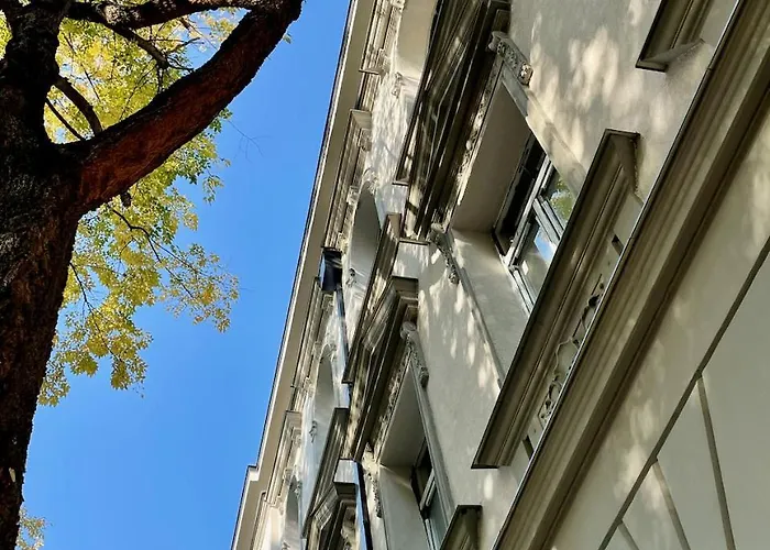 Magnolia Aparthotel 4*